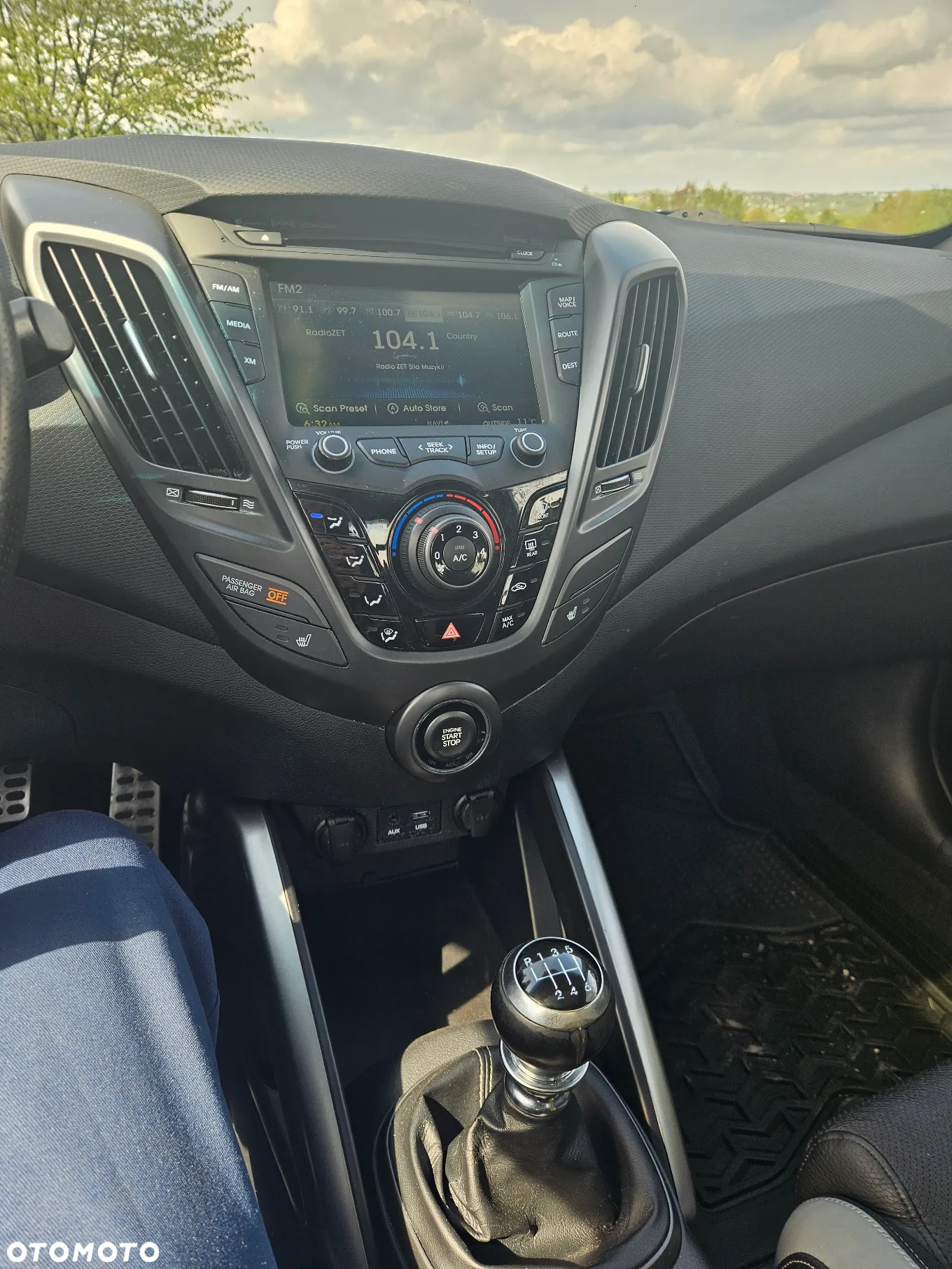 Hyundai Veloster 1.6 Turbo Premium - 5
