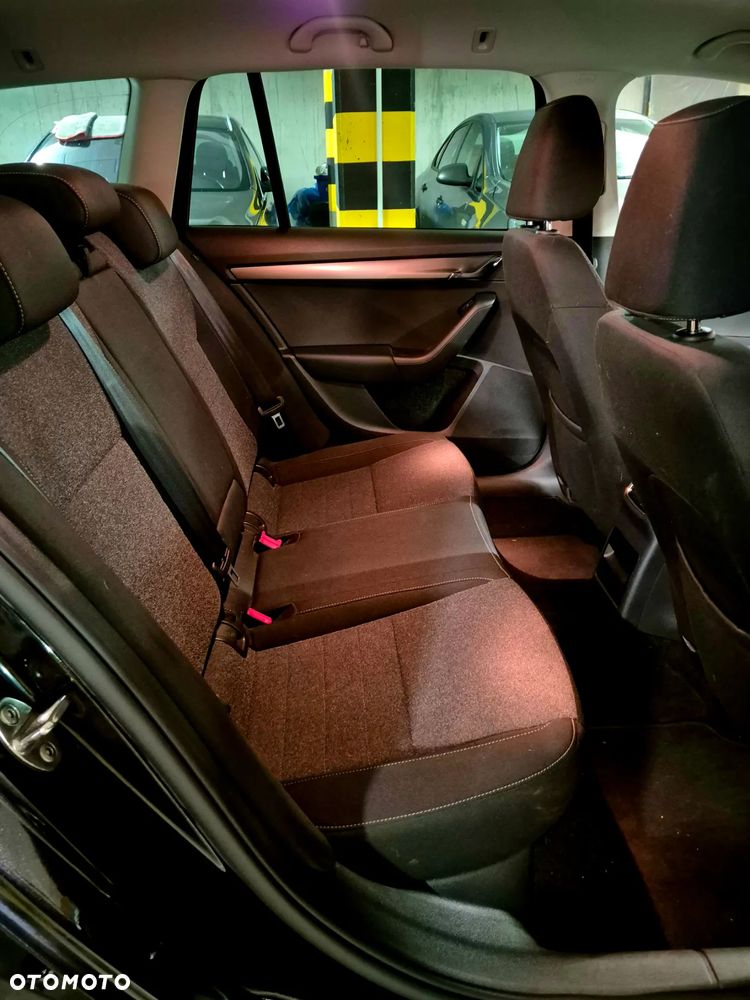 Skoda Octavia 2.0 TDI DSG Soleil - 5