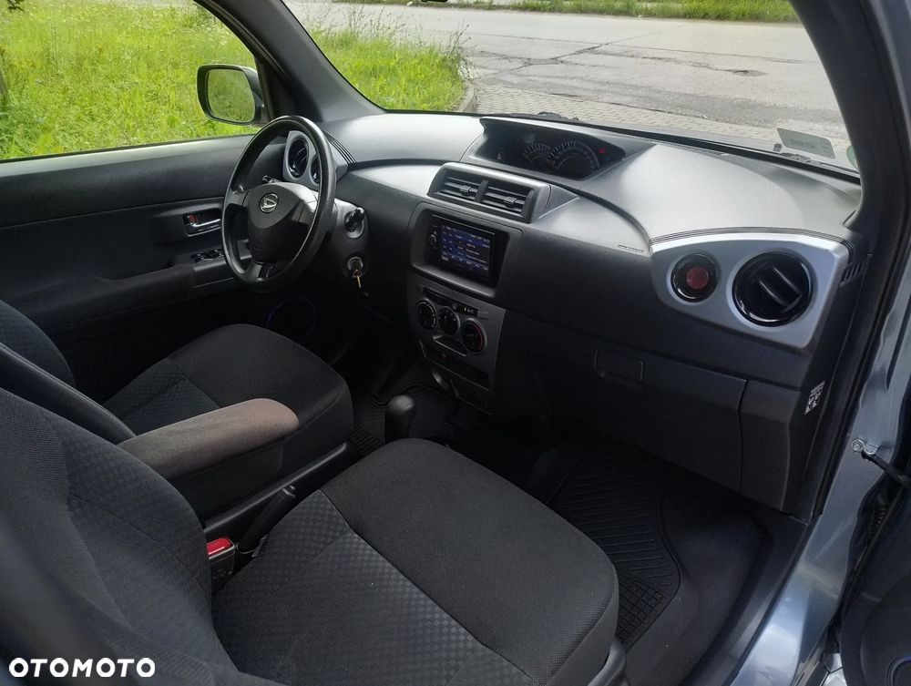 Daihatsu Materia - 7
