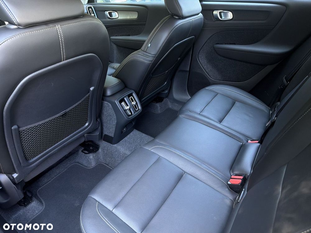 Volvo XC 40 - 19