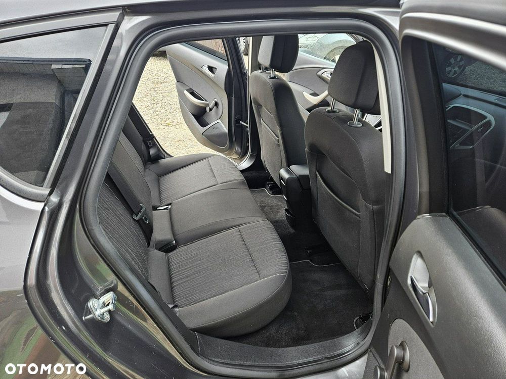 Opel Astra - 11