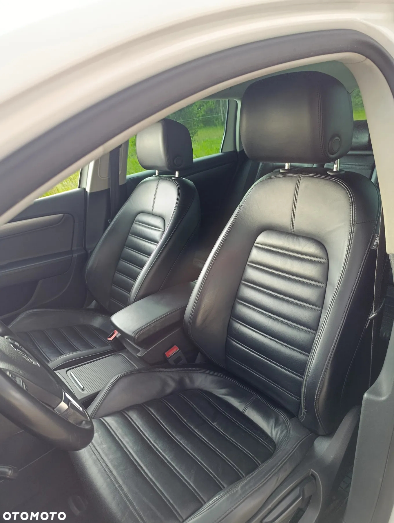 Volkswagen Passat 2.0 TDI 4Mot Highline DSG - 24