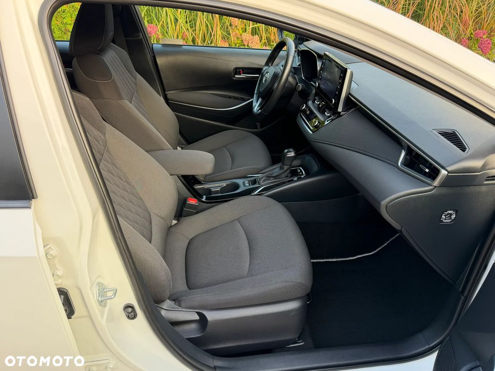 Toyota Corolla - 29