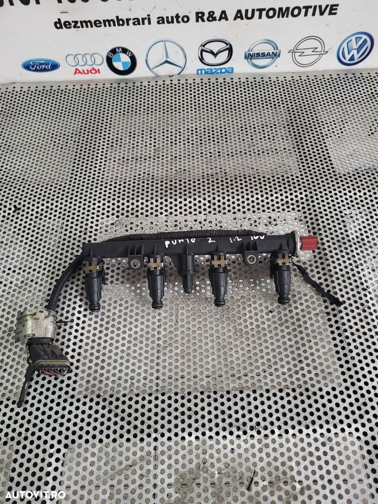 Rampa Cu Injectoare Fiat Punto 2 1.2-12 Valve Benzina - Dezmembrari Arad - 1