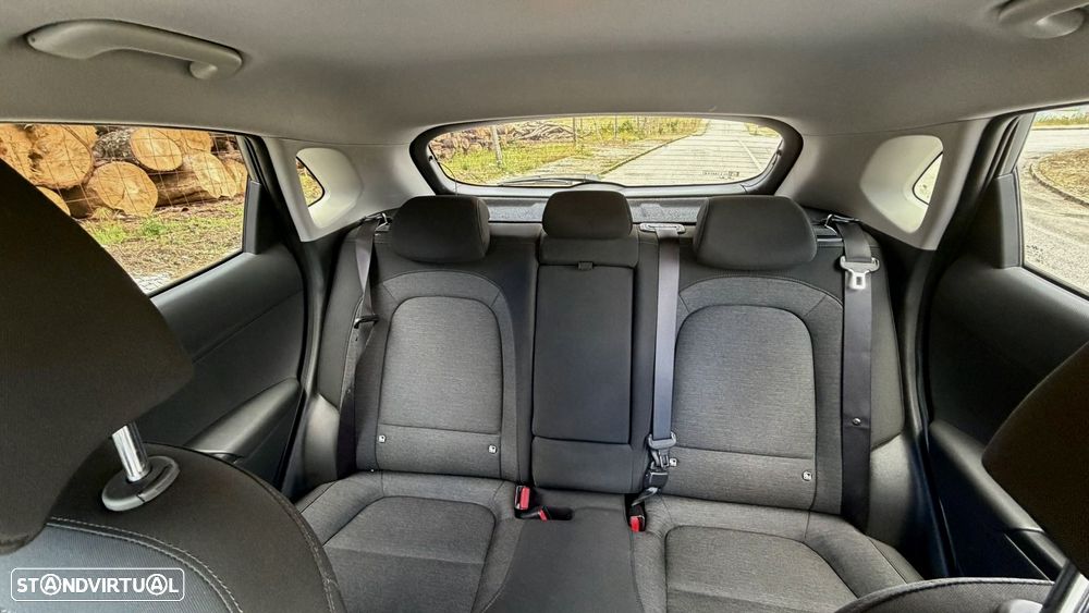 Hyundai Kauai 39 kWh Premium - 17