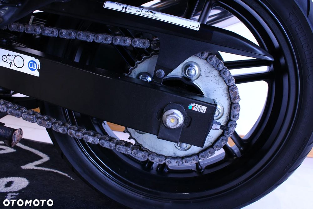 Honda CBF - 33