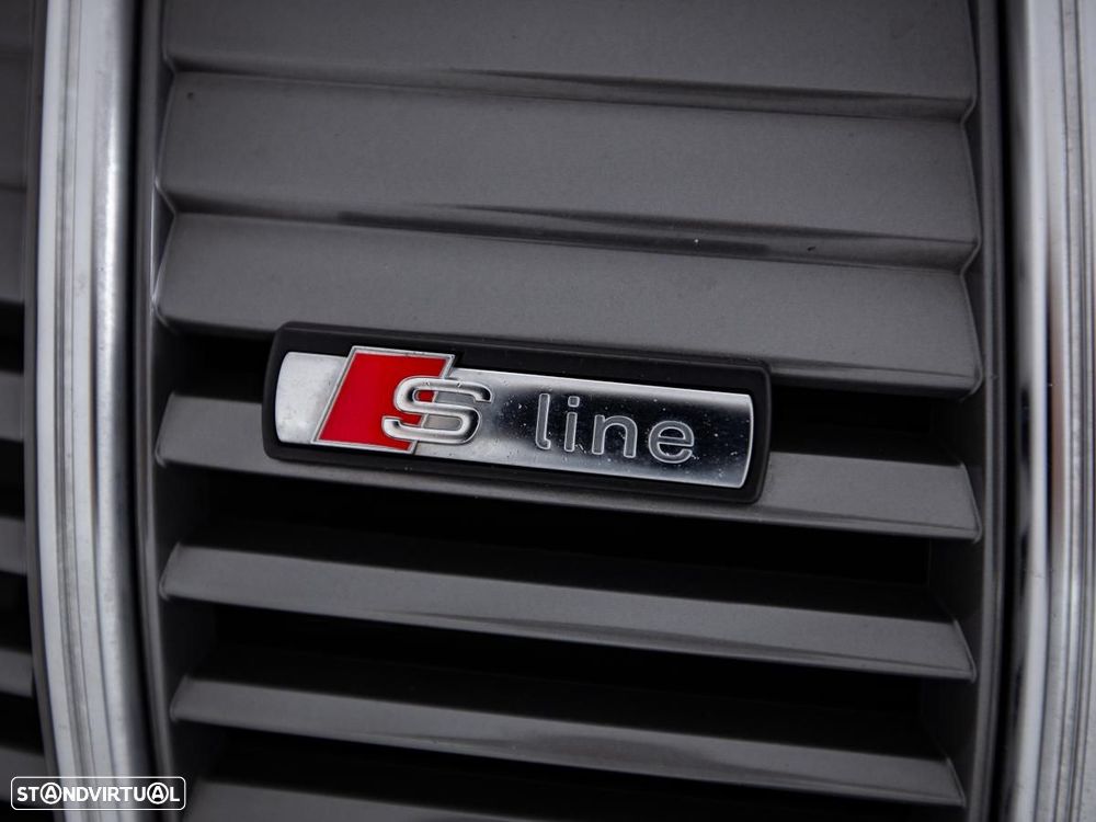 Audi e-tron 55 quattro S line - 16