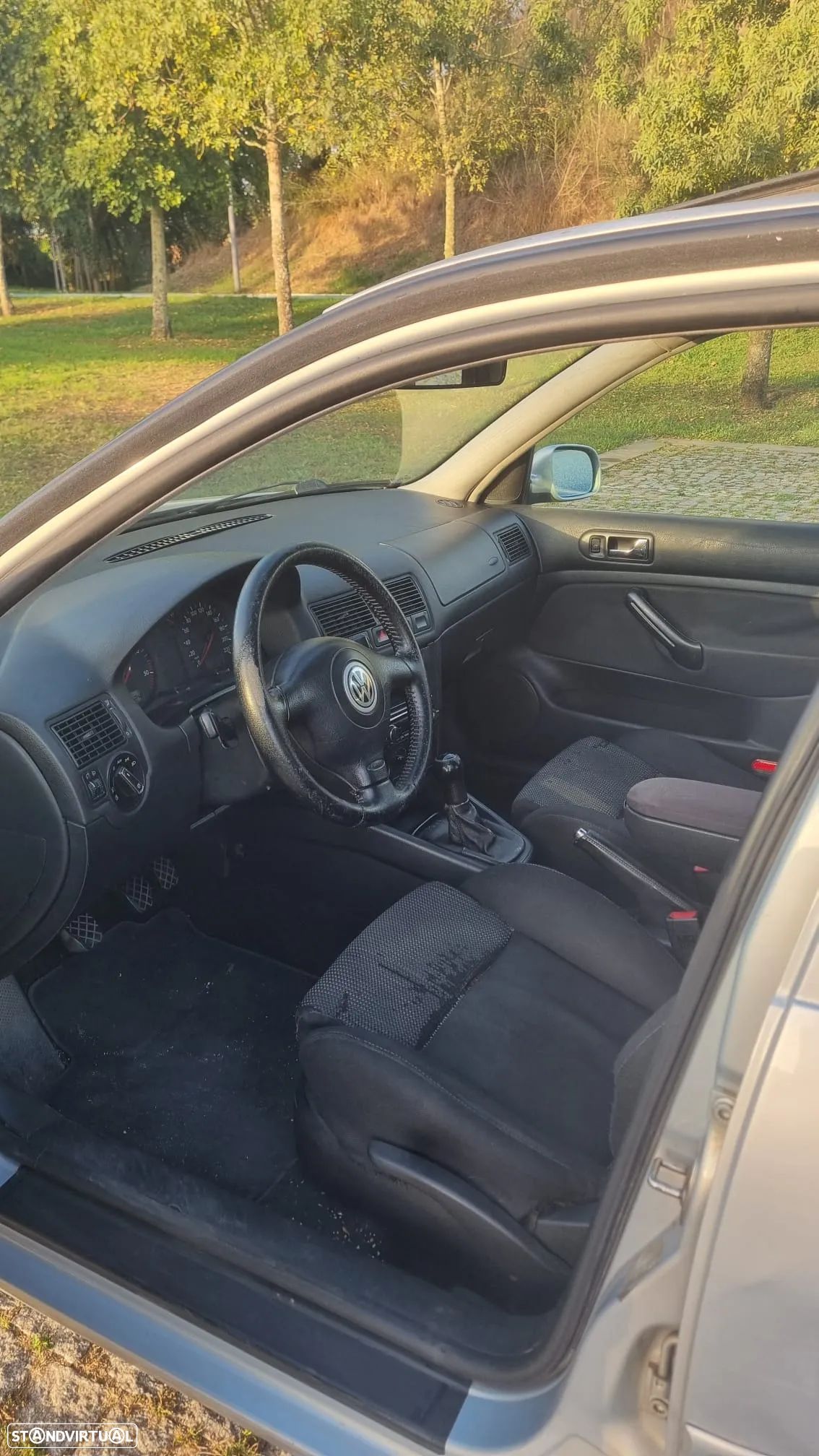 VW Golf 1.9 TDi Highline - 1