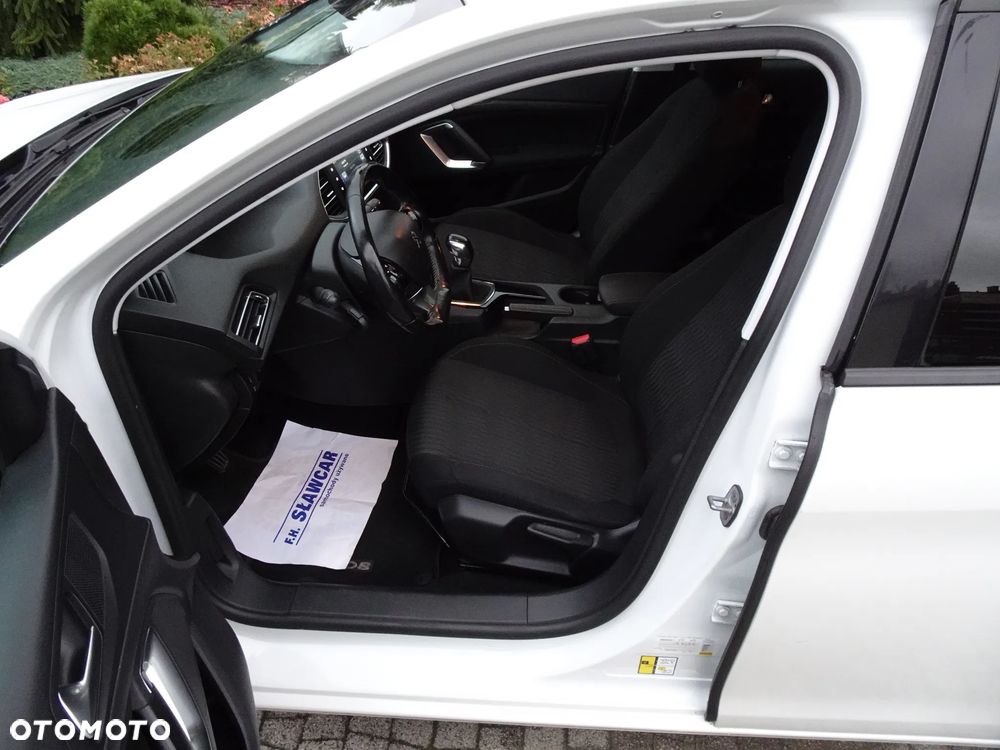 Peugeot 308 SW 1.6 HDi Active - 17