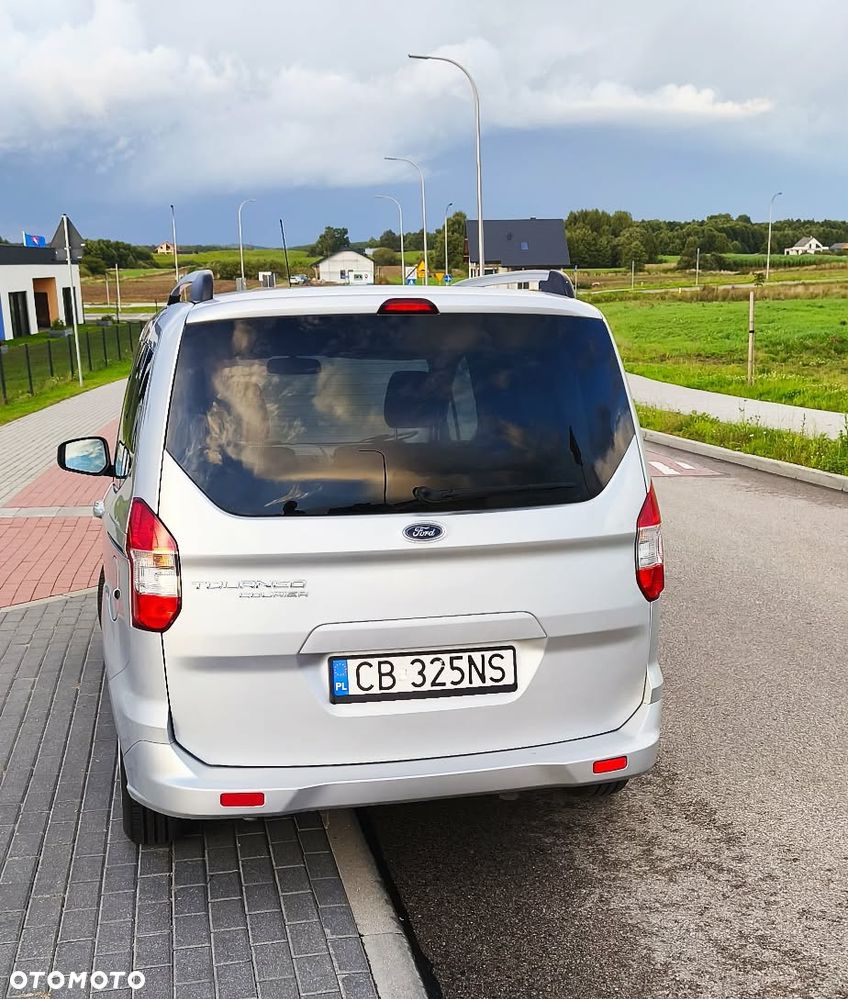 Ford Tourneo Courier 1.5 TDCi Trend - 18