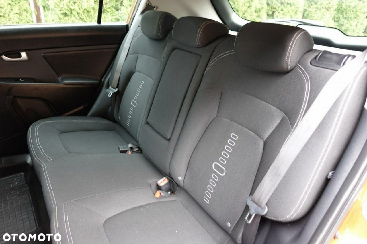 Kia Sportage - 16