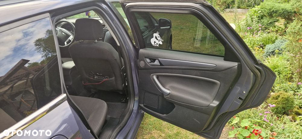 Ford Mondeo 2.0 TDCi Trend - 9