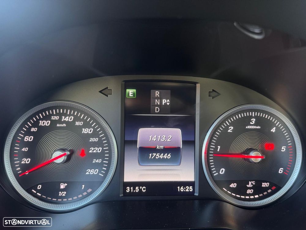 Mercedes-Benz GLC 250 - 9
