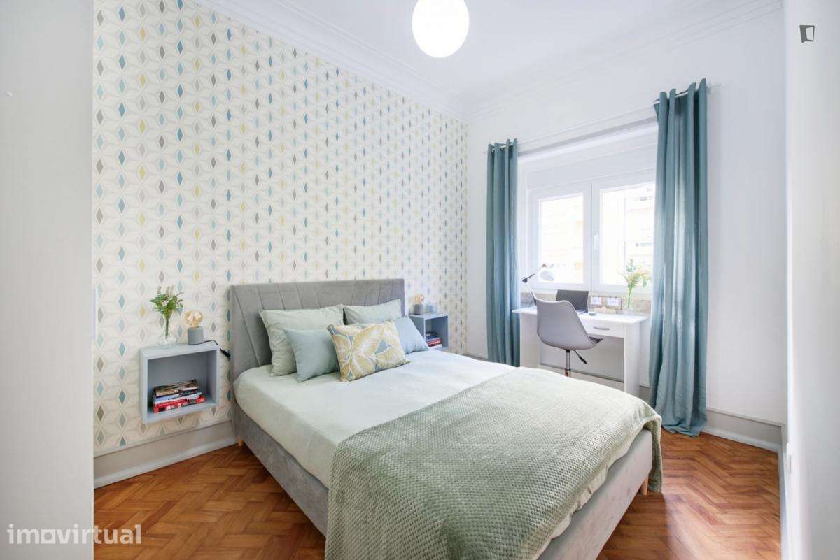 Quarto - localizado em Alameda Lisbon - Grande imagem: 2/32