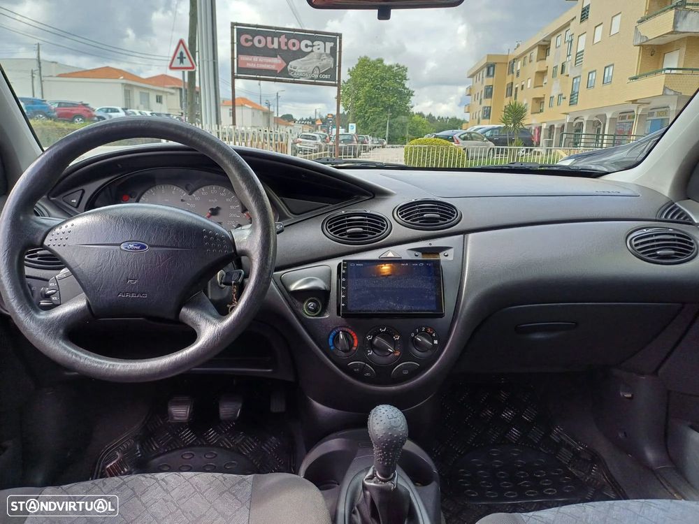 Ford Focus SW 1.4 Ambiente - 5