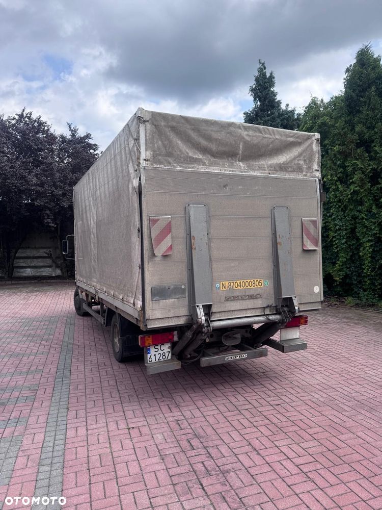 Mercedes-Benz VARIO 814D - 3