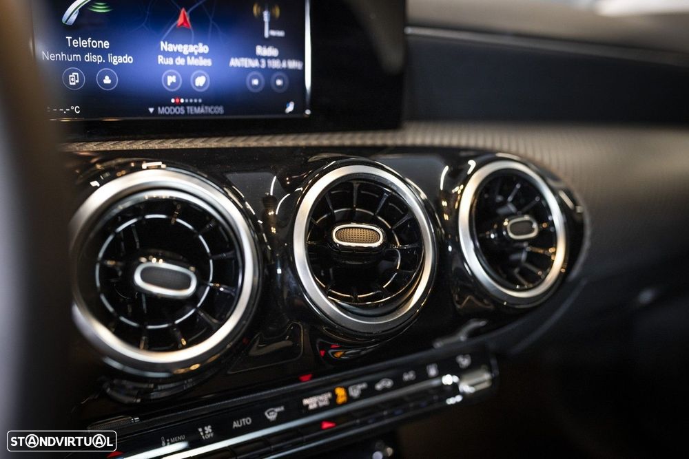 Mercedes-Benz CLA 250 e - 34