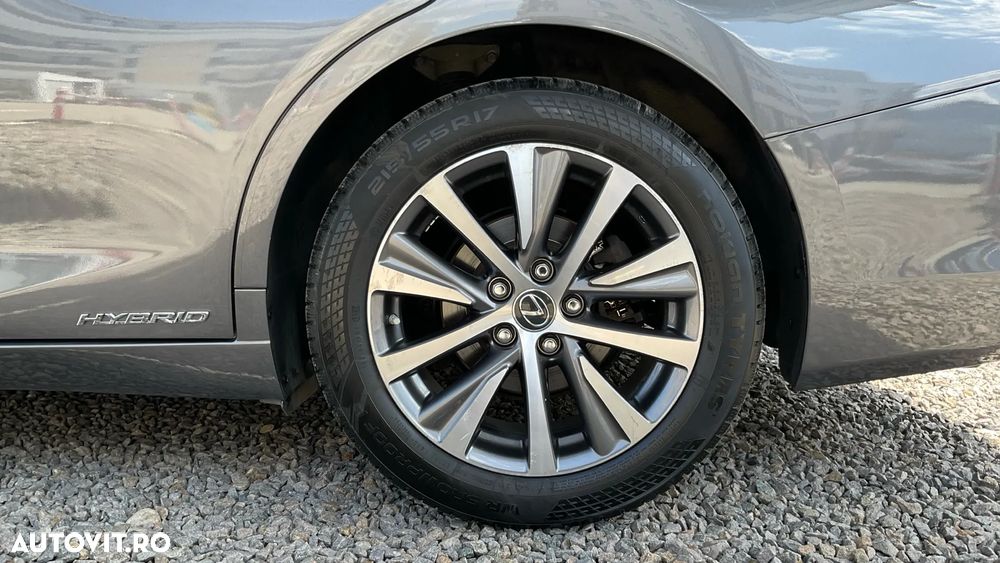 Lexus Seria ES 300h Executive - 18