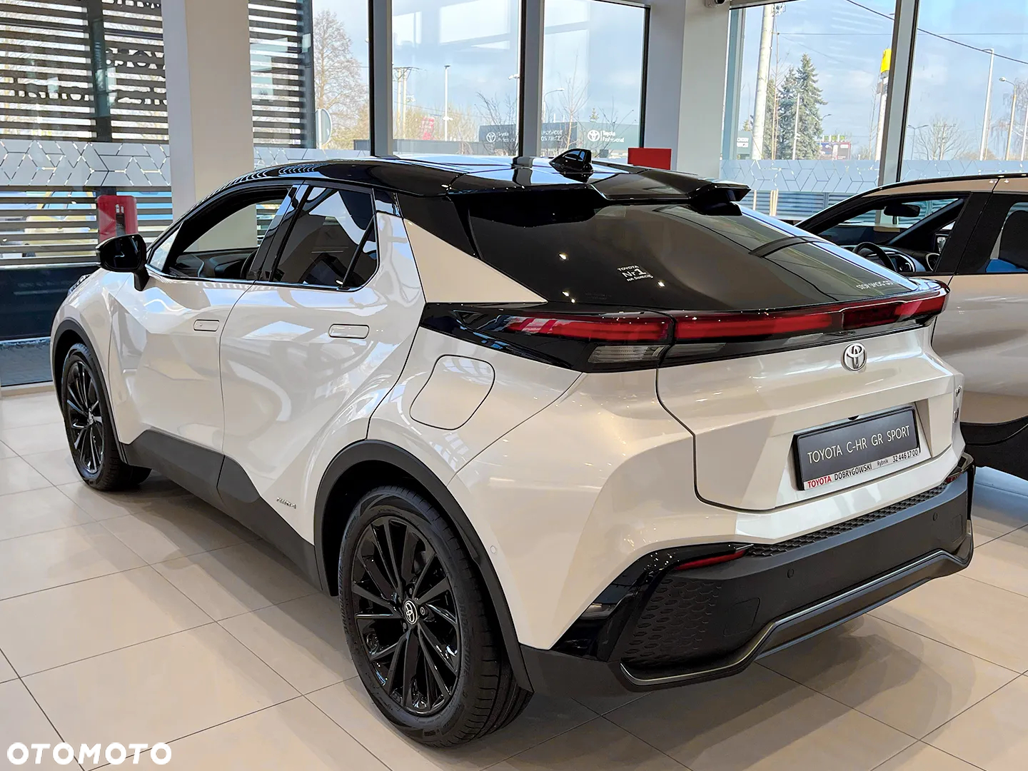 Toyota C-HR 2.0 PHEV Dynamic Force GR Sport - 3