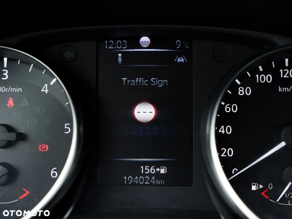 Nissan Qashqai 1.5 dCi N-Connecta - 34