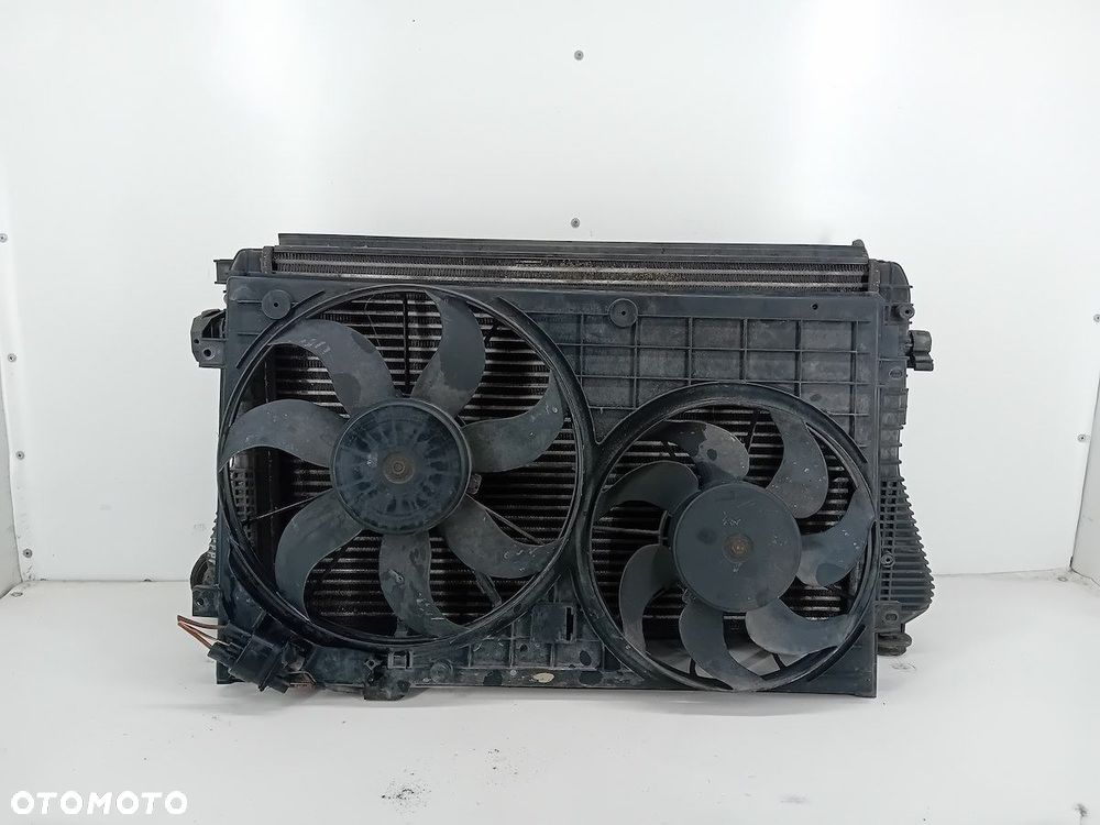 CHŁODNICA WODY Z WENTYLATOREM VW CADDY III 1.9 TDI 1K0121253AA - 4