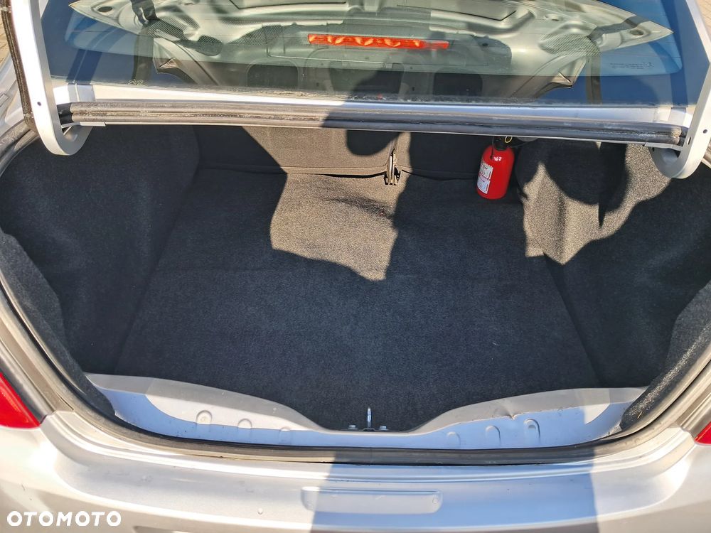 Peugeot 301 1.6 VTi Active - 39