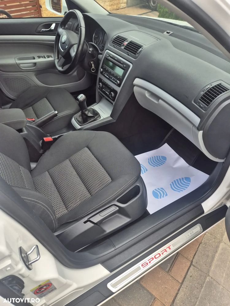 Skoda Octavia 2.0 TDI Drive - 14