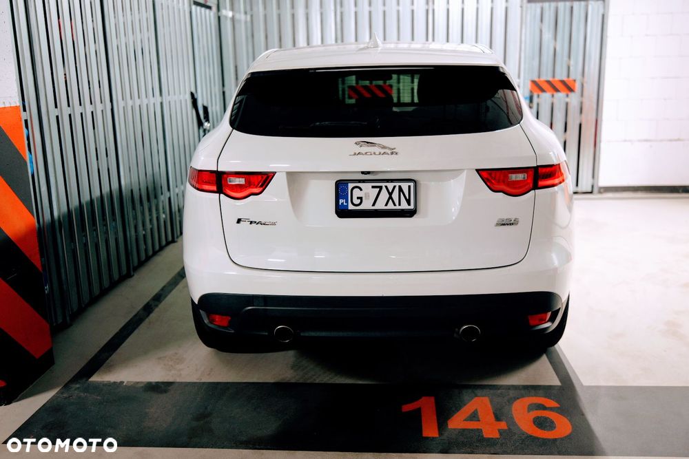 Jaguar F-Pace 35t AWD Prestige - 37