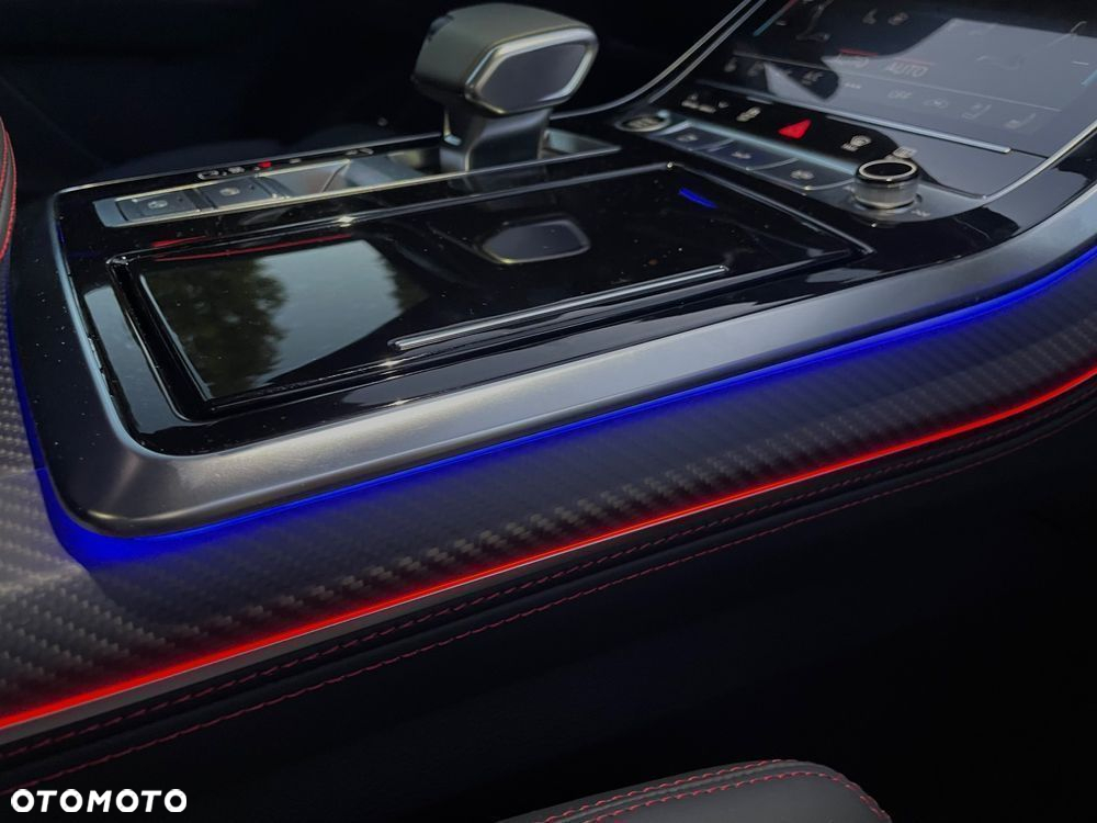 Audi Q8 - 21