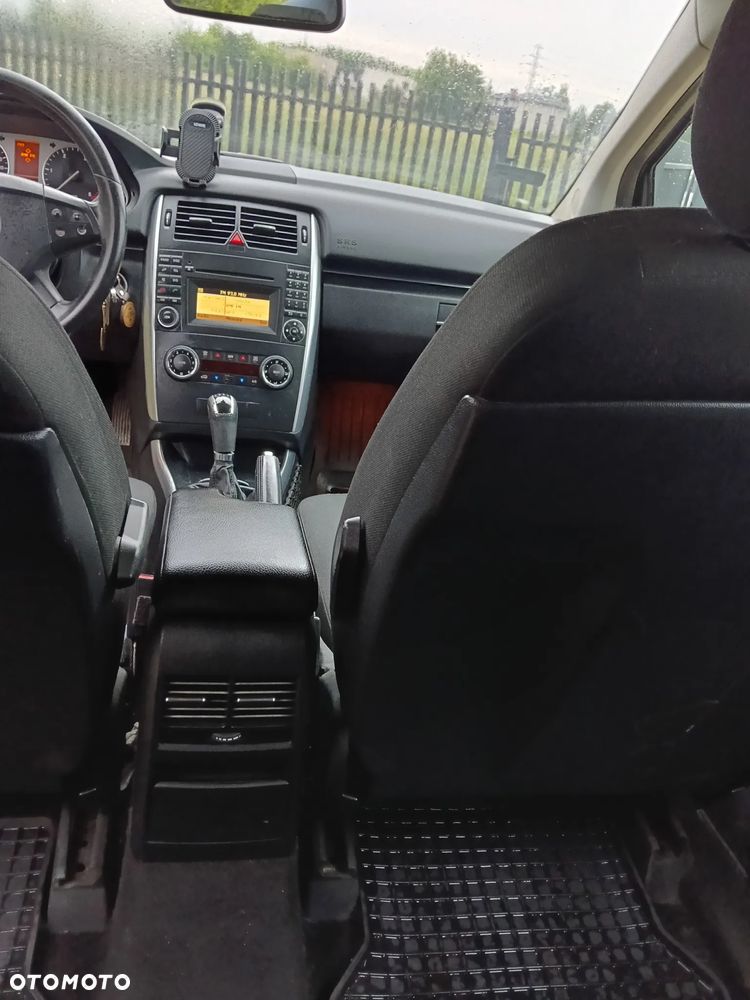 Mercedes-Benz Klasa B 200 CDI DPF - 39