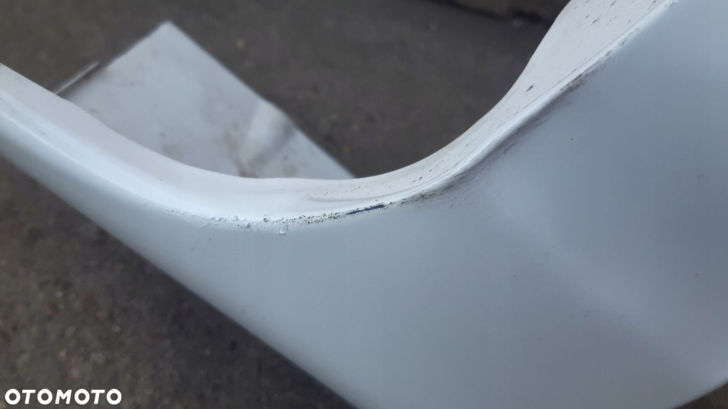 Blotnik prawy przod MAZDA 3 III 08-13r - 9