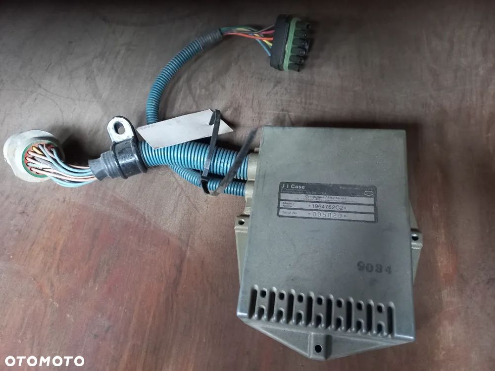 Case 5140 5130 5150 maxum kosz atak silnik zwolnice sterownik 1964762C2.1341161C2,1341098C1,1345850C1, 1345851C1,PIASTA,koło ataku,wałek,kosz rewersu,napędu,półbiegów,wom ,rozdzielacz,licznik,podnośnik,zawór,1995153C1,1995143C1,1346372C,1995262C1,A186746,144299A3,86Z,73Z,134585C2,1995393C2,19955383C2,A188035,115463A1.Case kosz sprzęgłowy biegów,wałek skrzyni 1995393C1,1995393C2,113557A1,1995208C1,5120,5140,5250,mx 90c,mx120,mx135,maccormick MTX,Maxxum wałek rewersu,półbiegów,napędu,koło zębate,przesówka,synchronizator. - 12