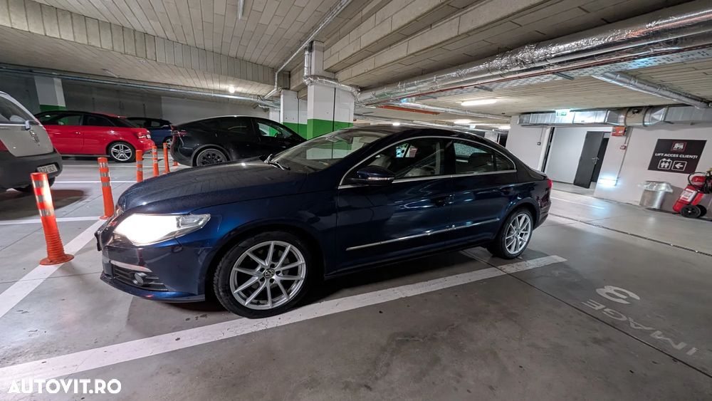 Volkswagen Passat CC - 1