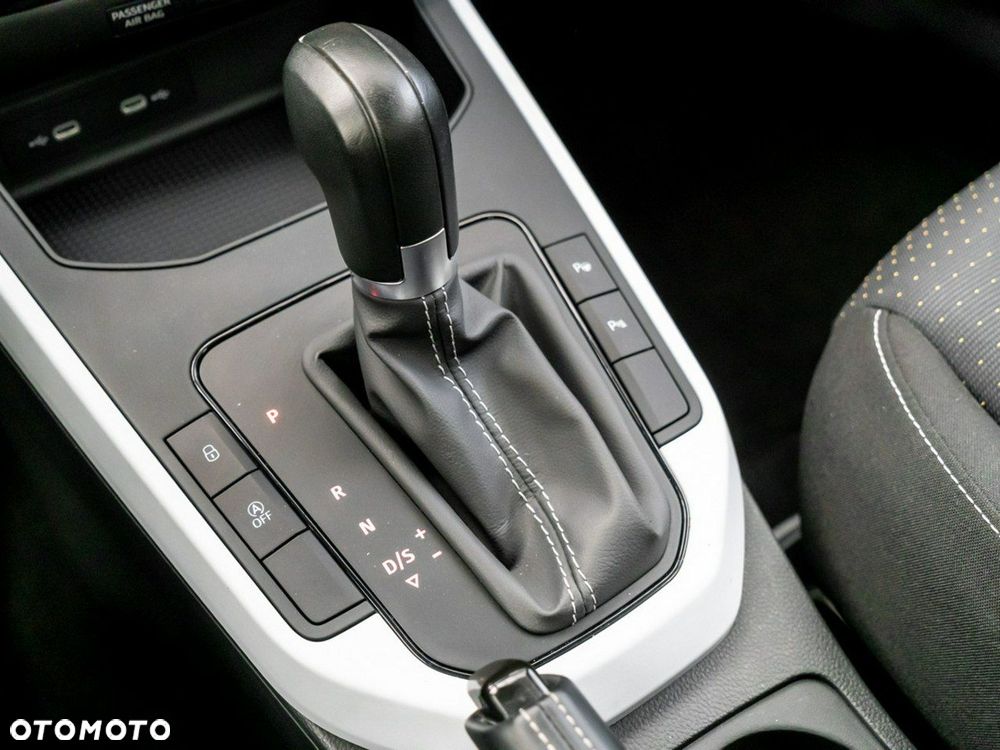 Seat Arona - 16