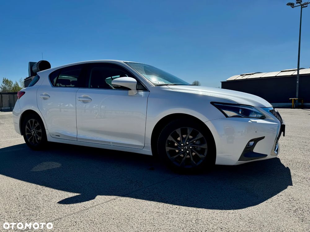Lexus CT 200h Elegance - 3