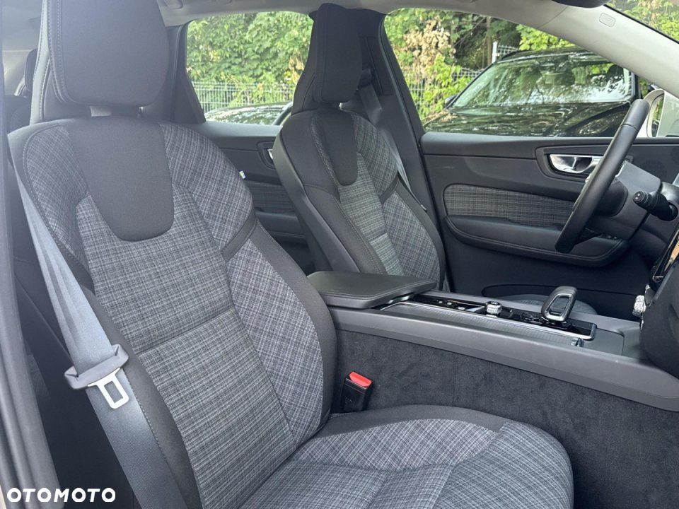 Volvo XC 60 - 16
