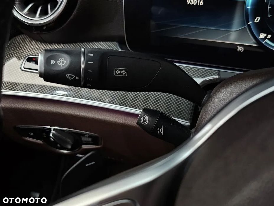 Mercedes-Benz CLS 300 d 9G-TRONIC AMG Line - 26