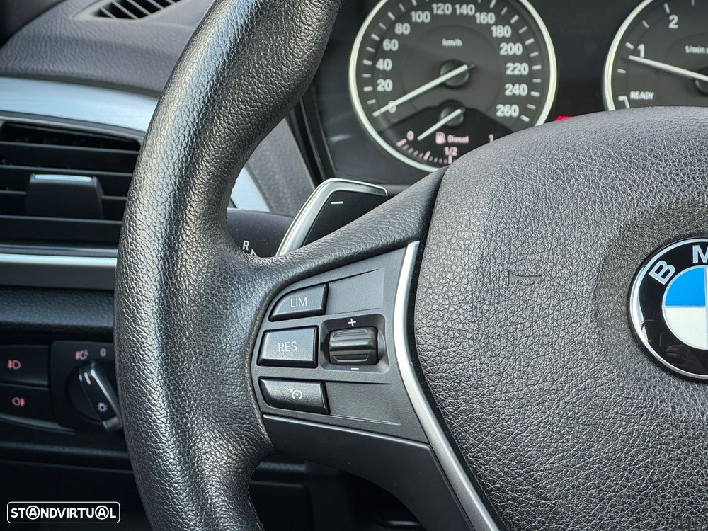 BMW 220 d Cabrio Line Luxury Auto - 26