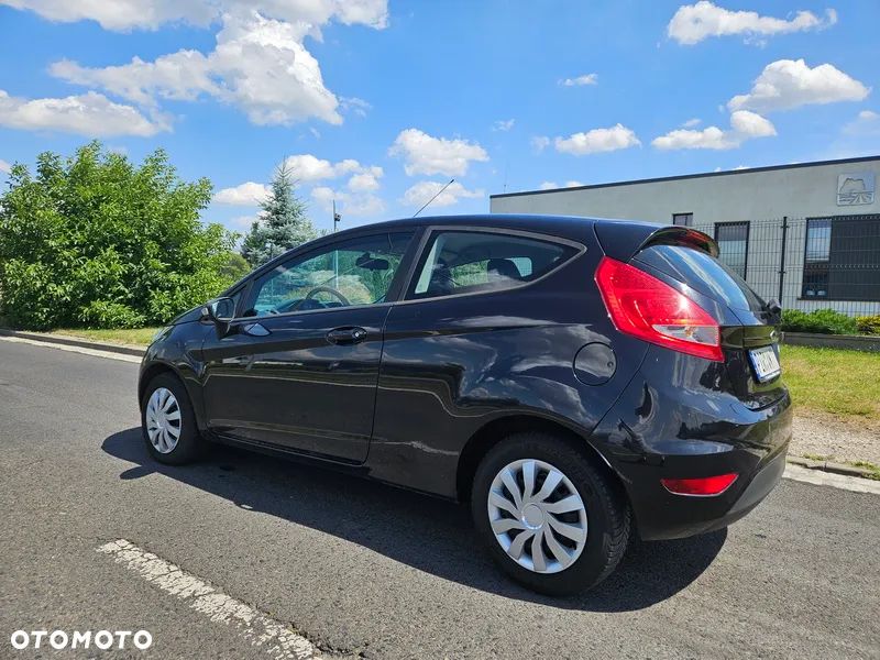 Ford Fiesta 1.25 Ambiente - 3