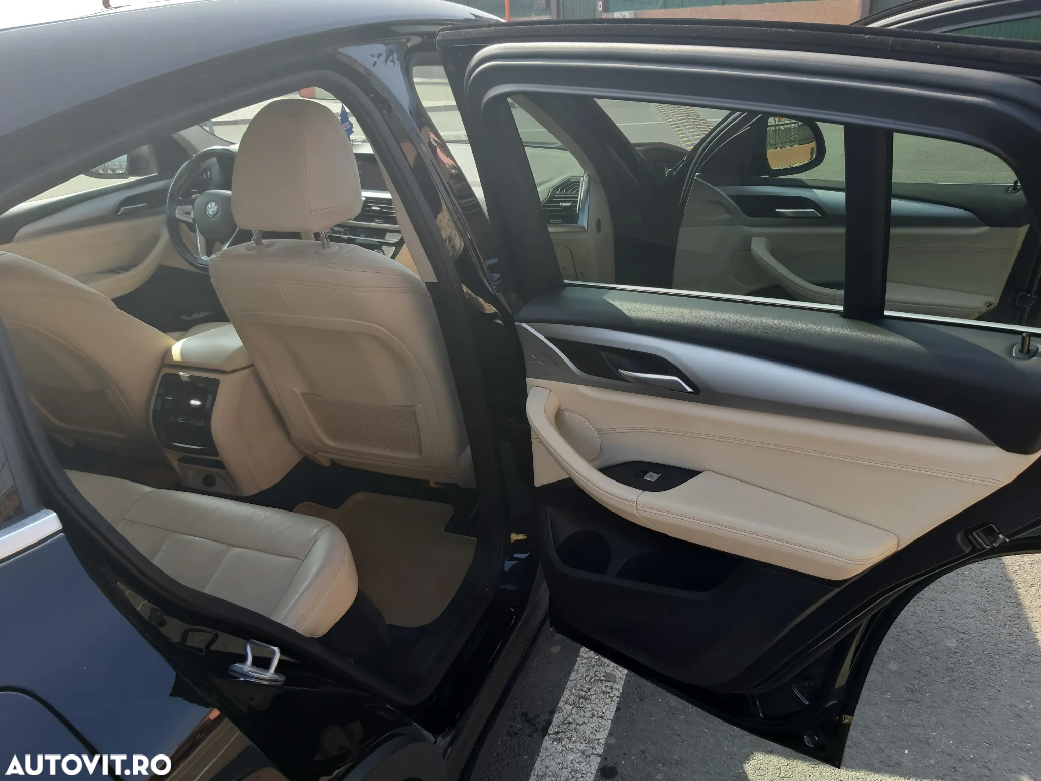 BMW X4 xDrive20d Standard - 14