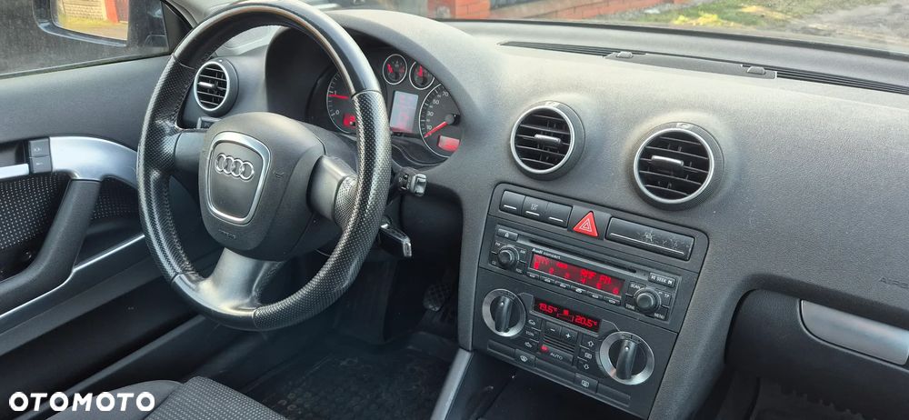 Audi A3 3-drzwiowe 2.0 TDI Ambition - 16
