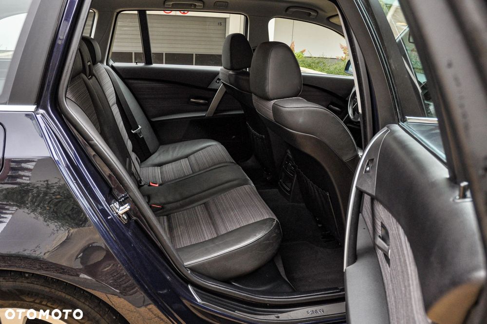 BMW Seria 5 - 12