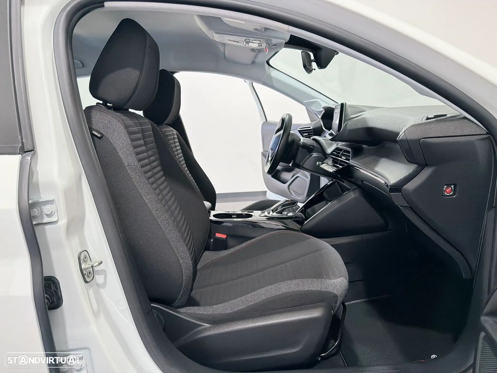 Peugeot e-208 50 kWh Active Pack - 36