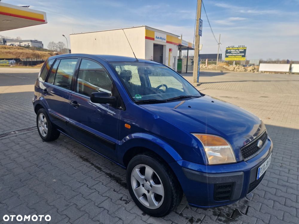 Ford Fusion - 1