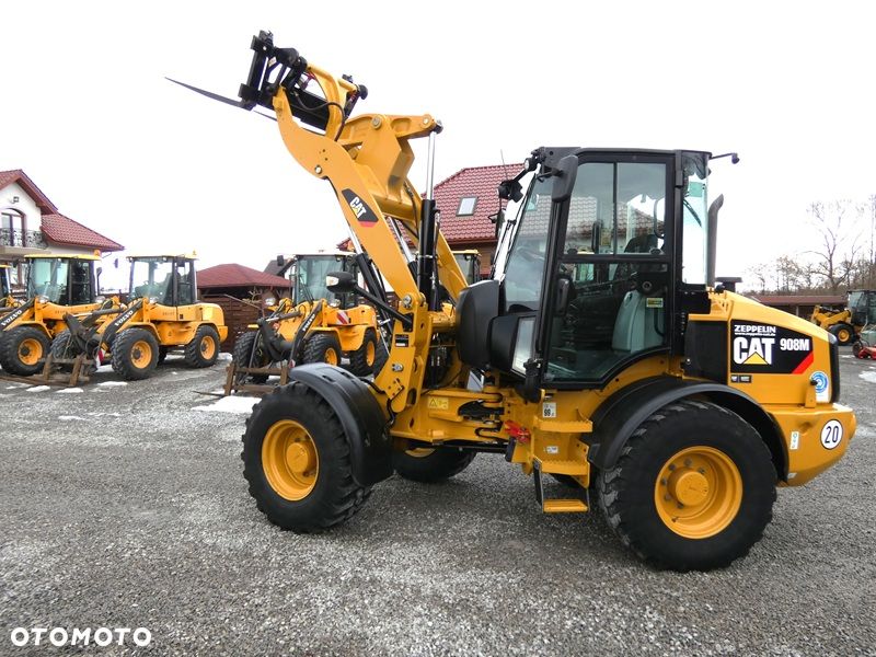 Caterpillar CAT 908M Z Niemiec / 3.372mtg po serwisie / Super Stan / - 39