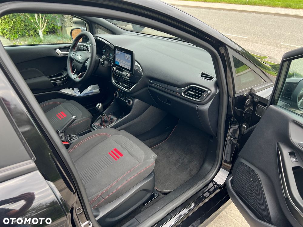 Ford Fiesta 1.0 EcoBoost Hybrid S&S ST-LINE VIGNALE - 32