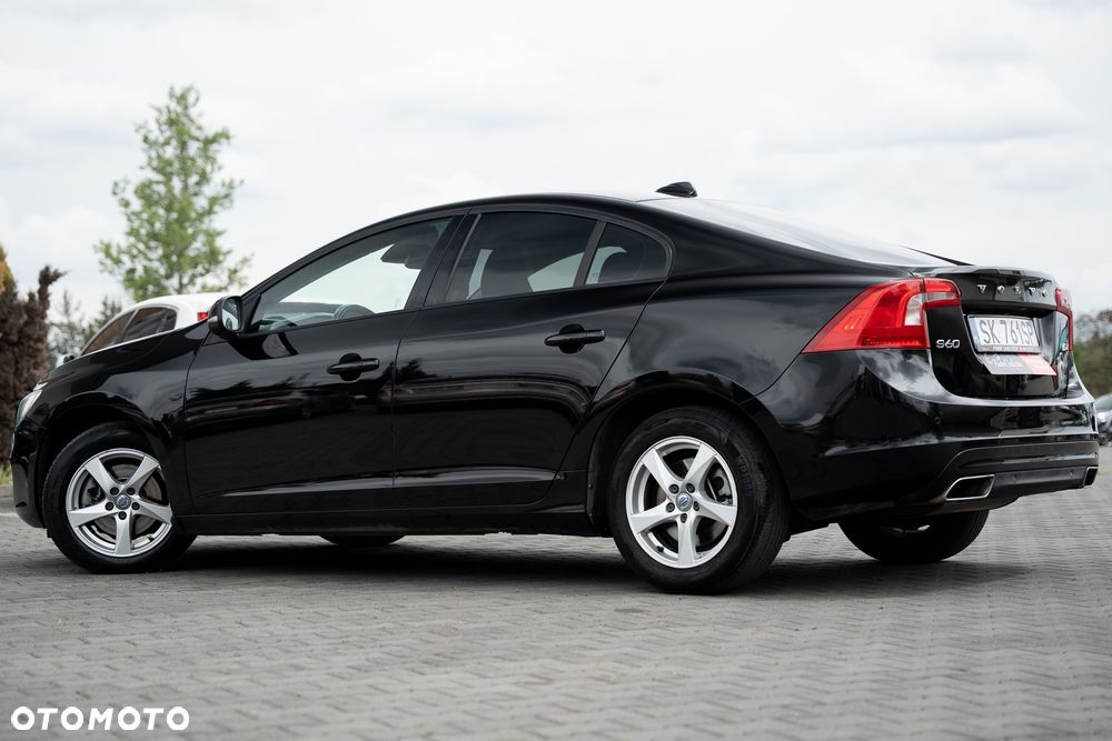 Volvo S60 D3 Drive-E Momentum - 14