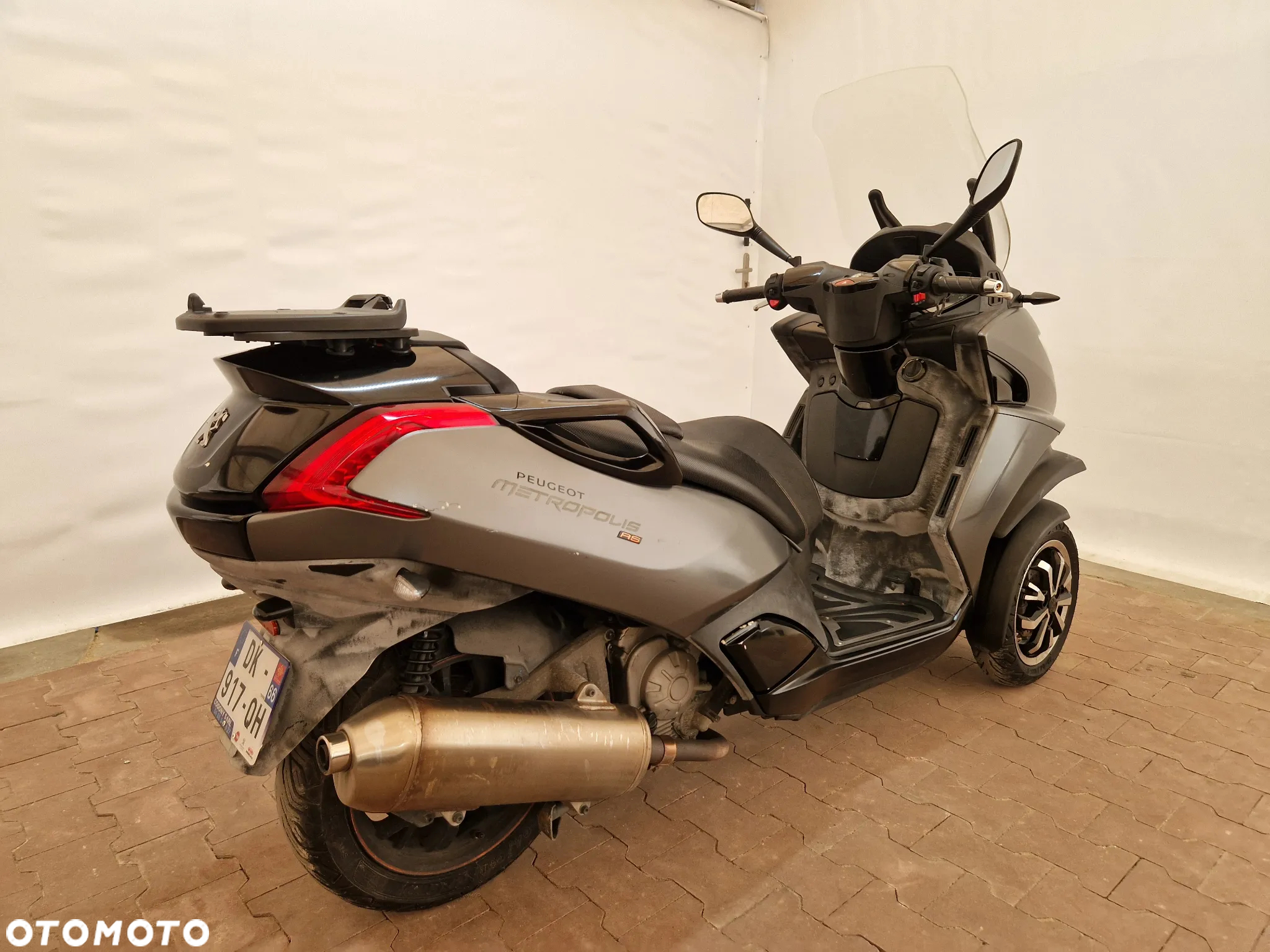 Peugeot Metropolis - 14