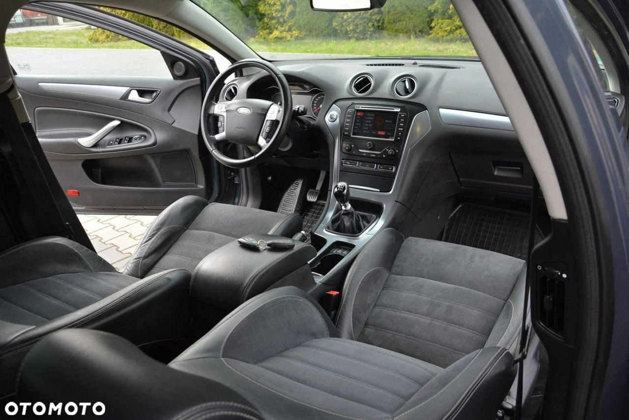 Ford Mondeo 2.0 TDCi Titanium - 17