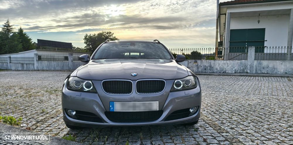 BMW 318 d - 1